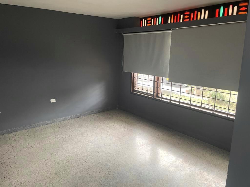 Casa en venta en Laureles, Medellín [No disponible] 2