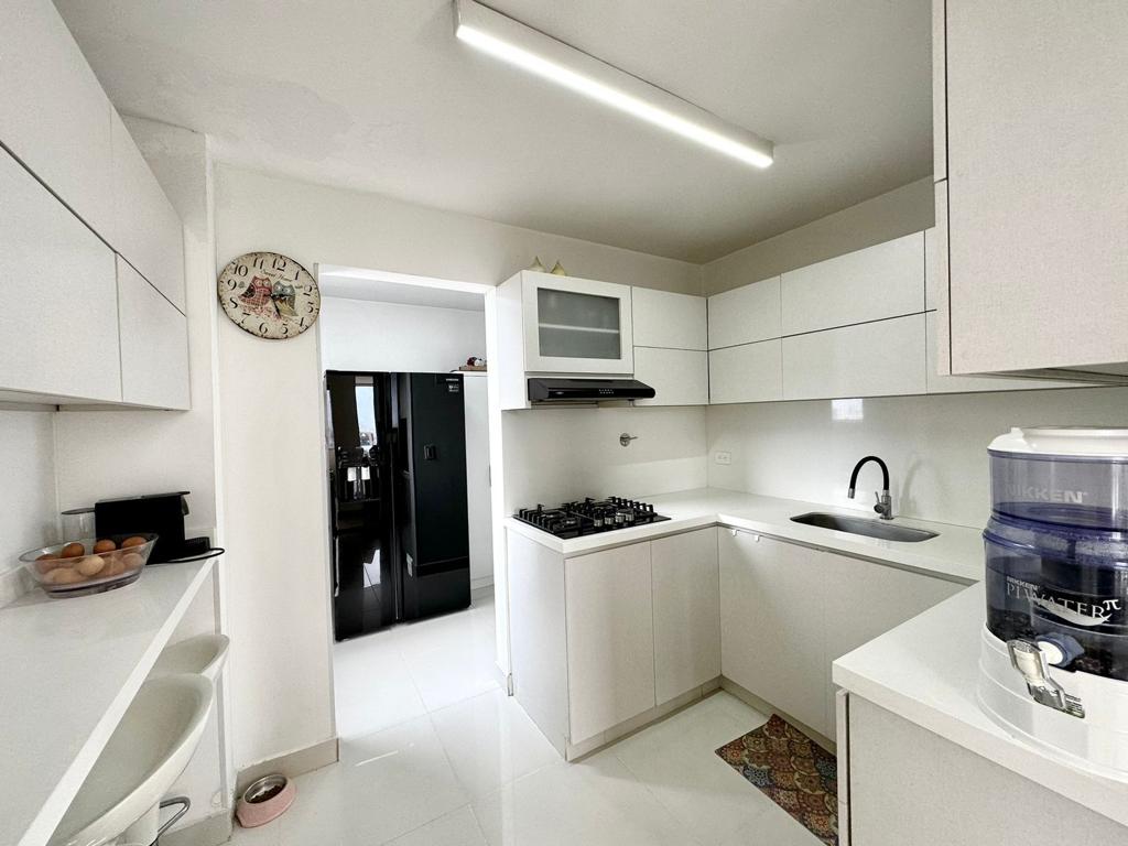 Apartamento en venta en El Poblado, Medellín [No disponible] 3