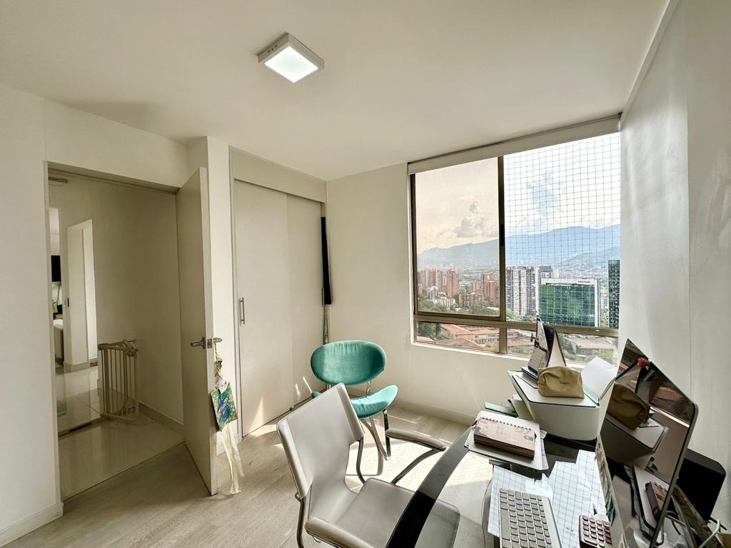 Apartamento en venta en El Poblado, Medellín [No disponible] 5
