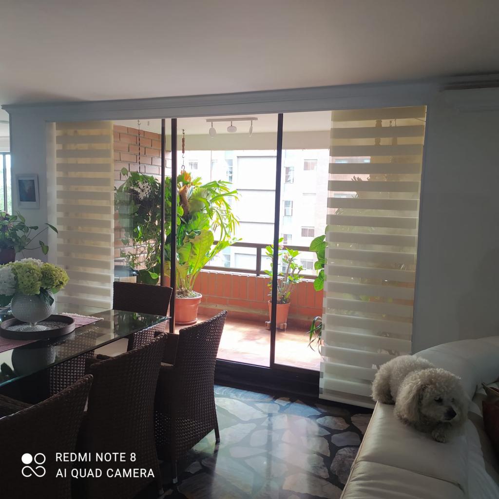 Apartamento en venta en El Poblado, Medellín [No disponible] 2