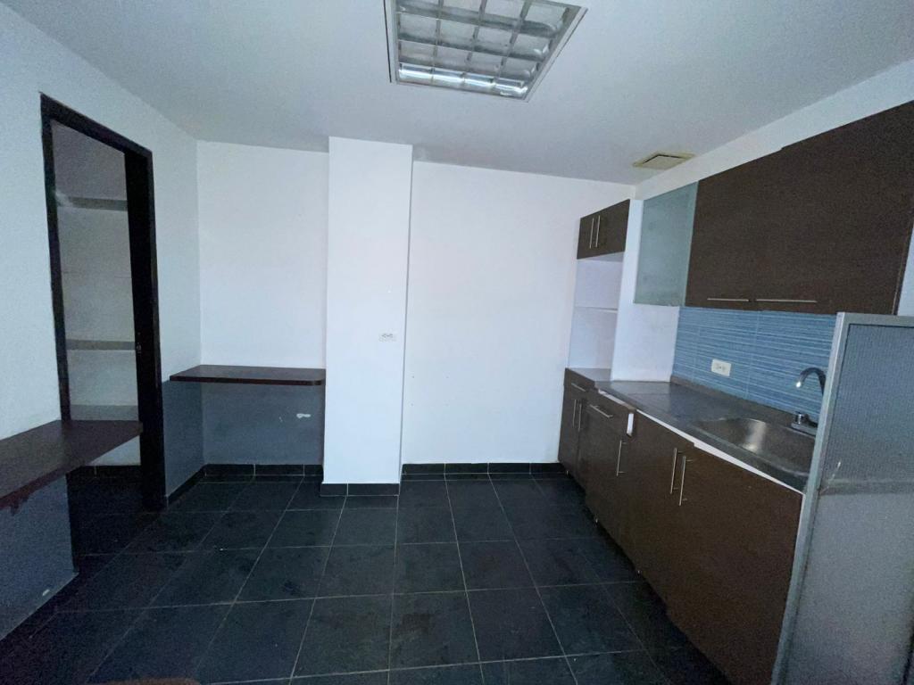 Warehouse for sale in Guayabal, Medellín [No disponible] 5