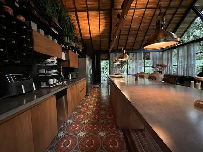 Casa de 2 alcobas en venta en Colina Campestre, Envigado, 202 m² · foto 2 de 20