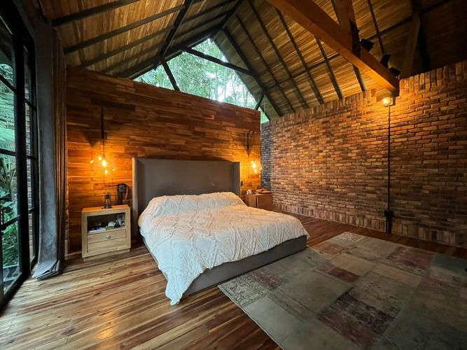 Casa de 2 alcobas en venta en Colina Campestre, Envigado, 202 m² · foto 10 de 20