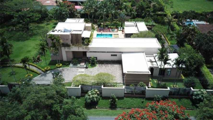 Casa de 4 alcobas en venta en Las Mercedes, Jamundí, 531 m² · foto 2 de 17