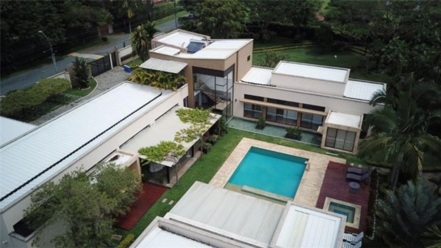 Casa de 4 alcobas en venta en Las Mercedes, Jamundí, 531 m² · foto 3 de 17