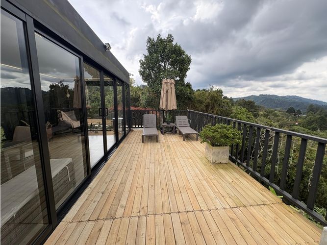Finca en venta en Romeral, Guarne, 210 m² · foto 3 de 24