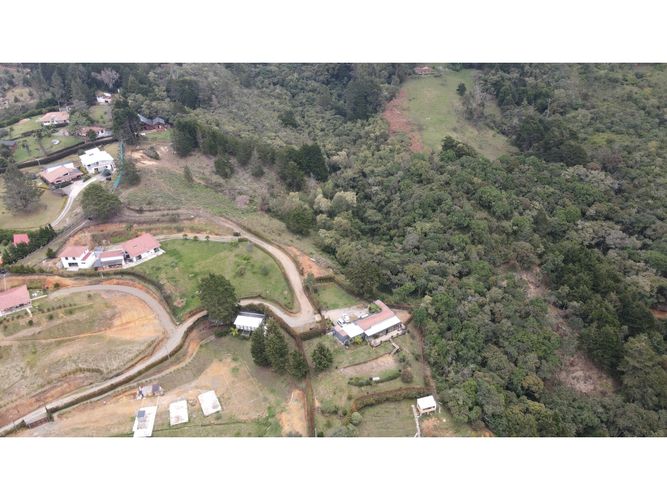Finca en venta en Romeral, Guarne, 210 m² · foto 20 de 24