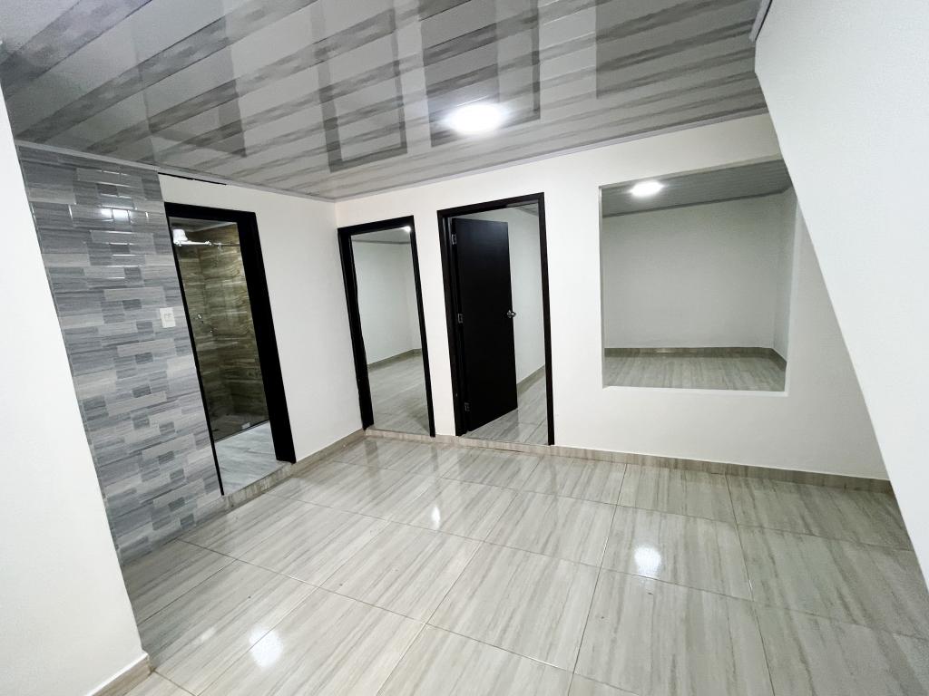 Casa en venta en Kennedy Central, Bogotá · foto 2 de 24