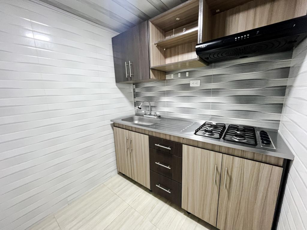 Casa en venta en Kennedy Central, Bogotá · foto 3 de 24