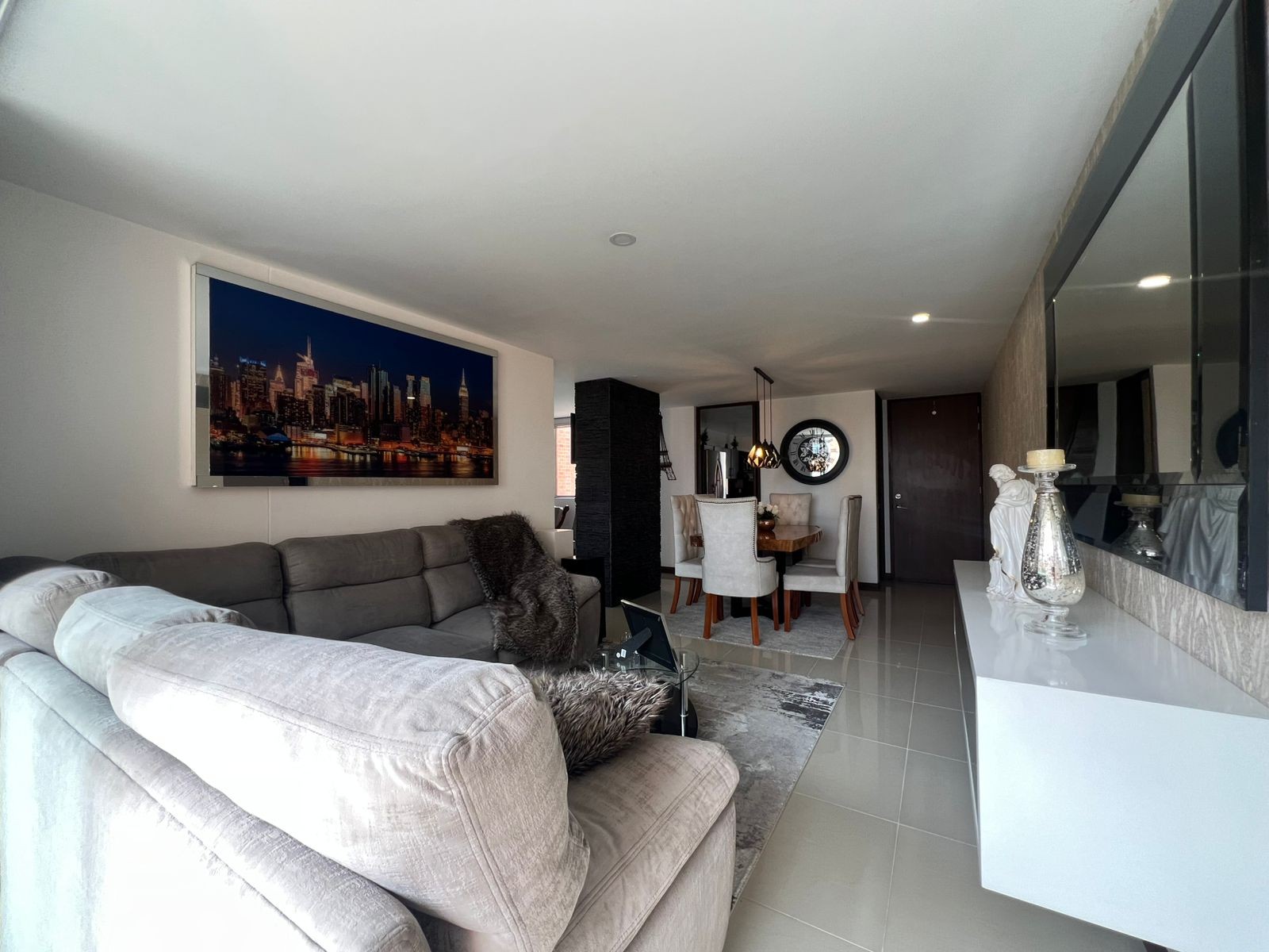Apartamento en venta en Loma Del Chocho, Envigado · foto 3 de 17