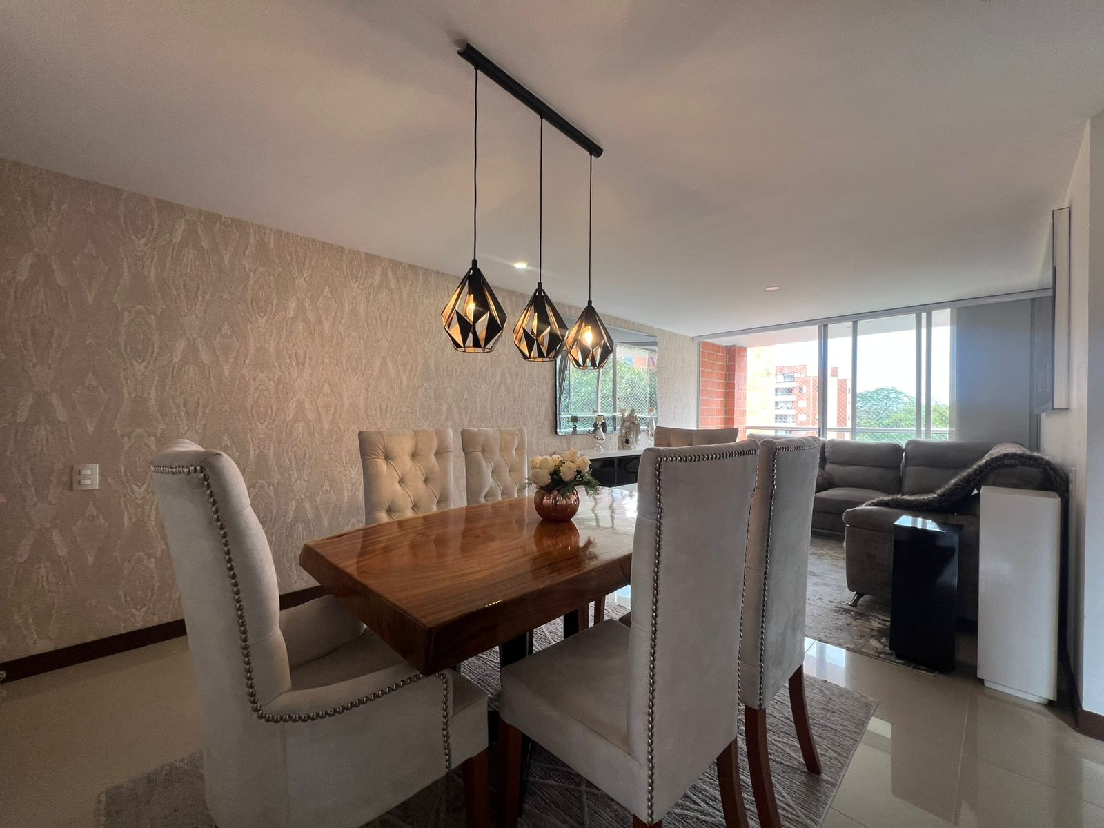 Apartamento en venta en Loma Del Chocho, Envigado · foto 4 de 17