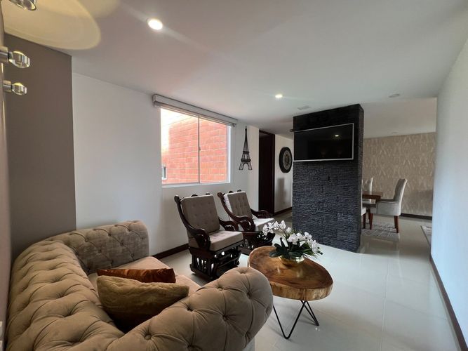 Apartamento en venta en Loma Del Chocho, Envigado · foto 6 de 17