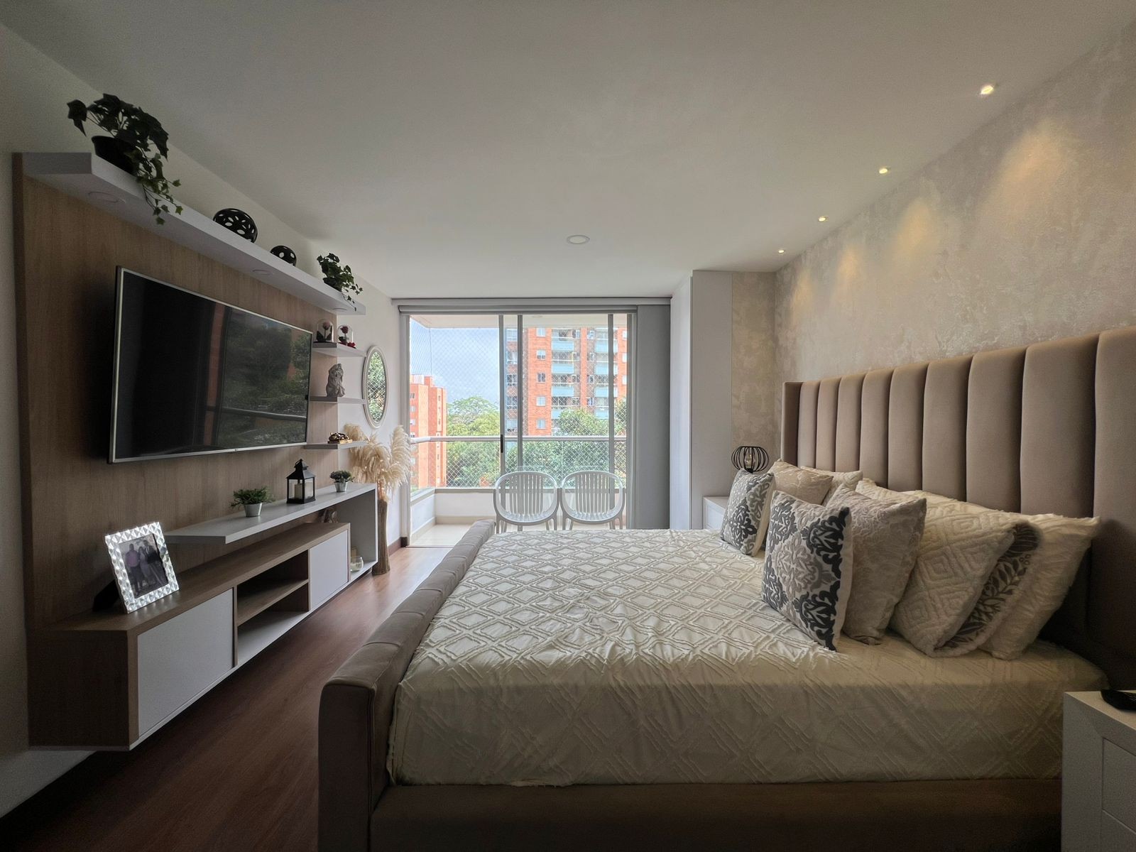 Apartamento en venta en Loma Del Chocho, Envigado · foto 9 de 17