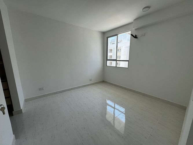 Apartamento de 2 alcobas en venta en Serena Del Mar, Cartagena, 80 m² · foto 4 de 11