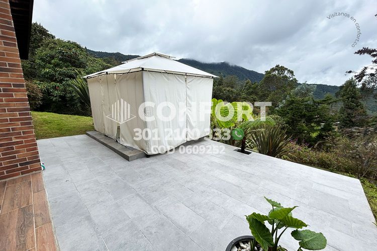 Casa de 3 alcobas en venta en La Catedral, Envigado, 210 m² · foto 5 de 24