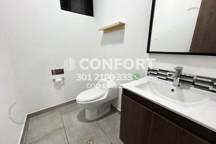 Casa de 3 alcobas en venta en La Catedral, Envigado, 210 m² · foto 12 de 24
