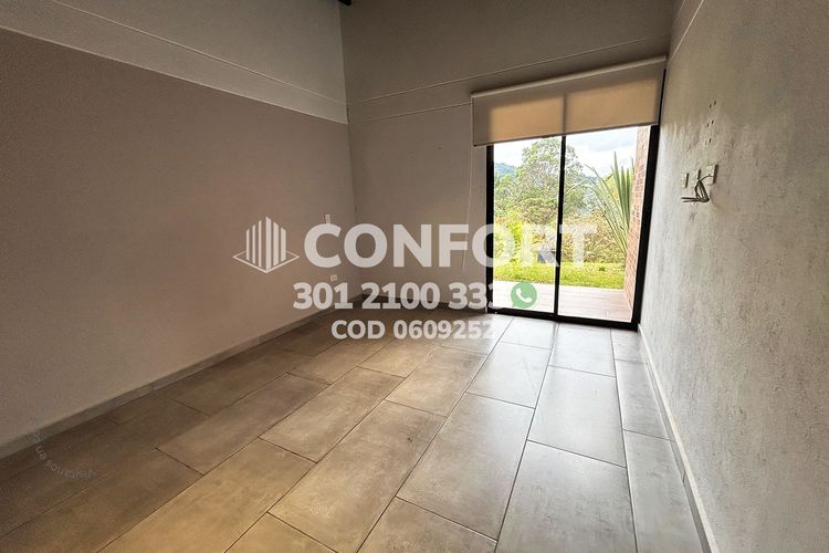 Casa de 3 alcobas en venta en La Catedral, Envigado, 210 m² · foto 18 de 24