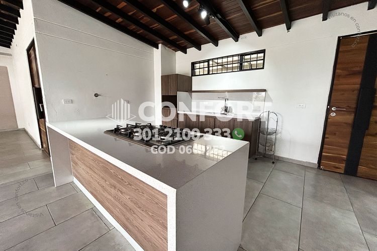 Casa de 3 alcobas en venta en La Catedral, Envigado, 210 m² · foto 9 de 24