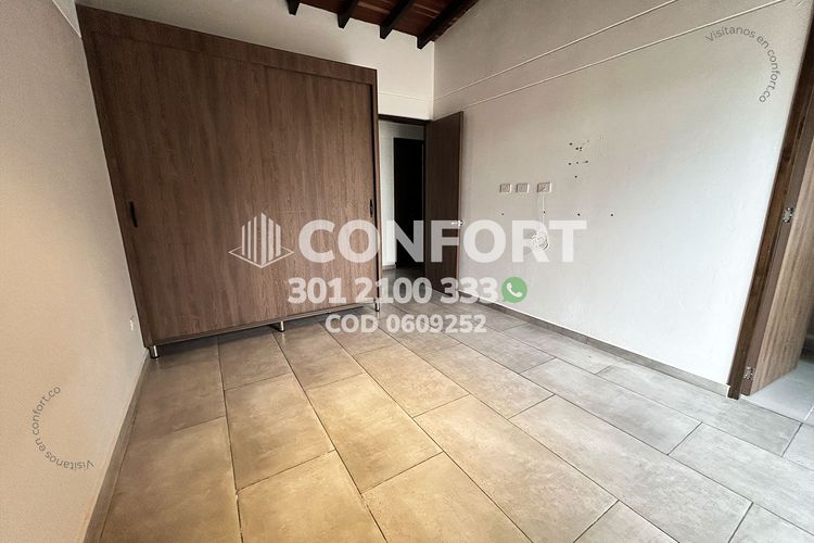 Casa de 3 alcobas en venta en La Catedral, Envigado, 210 m² · foto 15 de 24