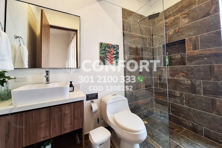 Casa de 3 alcobas en venta en La Catedral, Envigado, 210 m² · foto 12 de 24