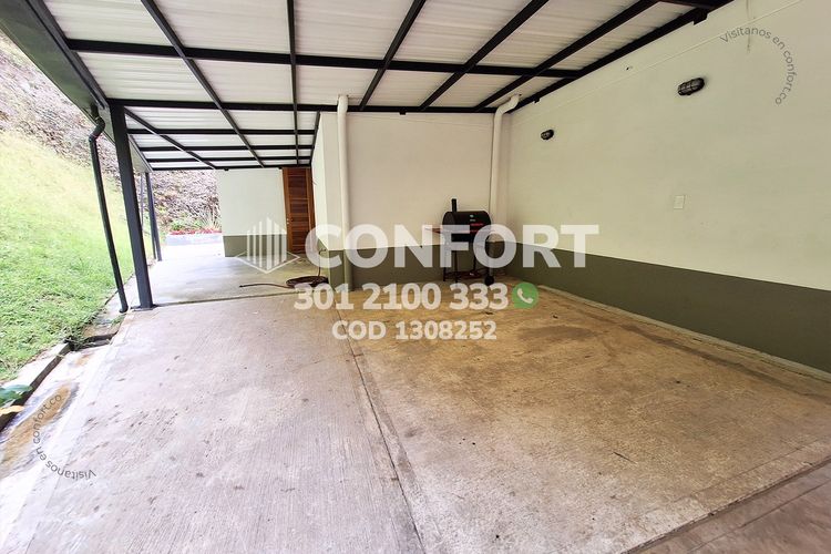 Casa de 3 alcobas en venta en La Catedral, Envigado, 210 m² · foto 24 de 24