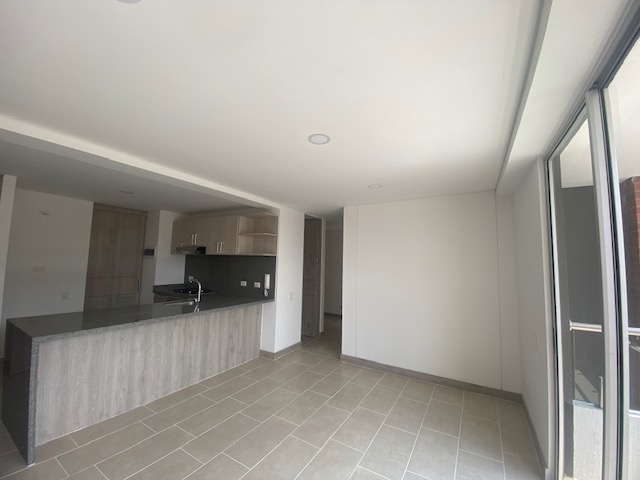 Apartamento en venta en Valle Del Lili, Cali · foto 7 de 24