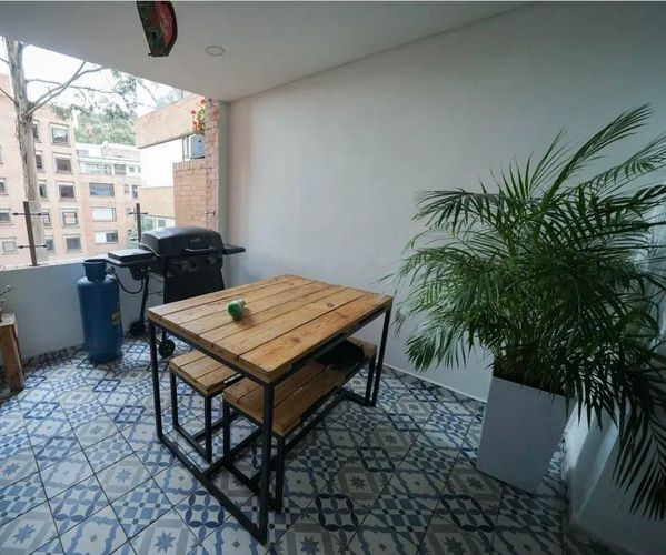 Apartamento de 3 alcobas en venta en Los Rosales, Bogotá, 236 m² · foto 7 de 11