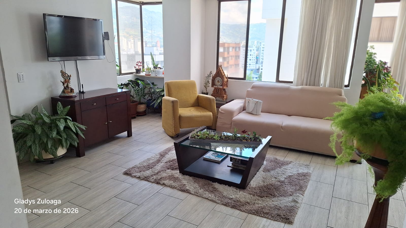 Apartamento en venta en Pinares, Pereira · foto 4 de 23