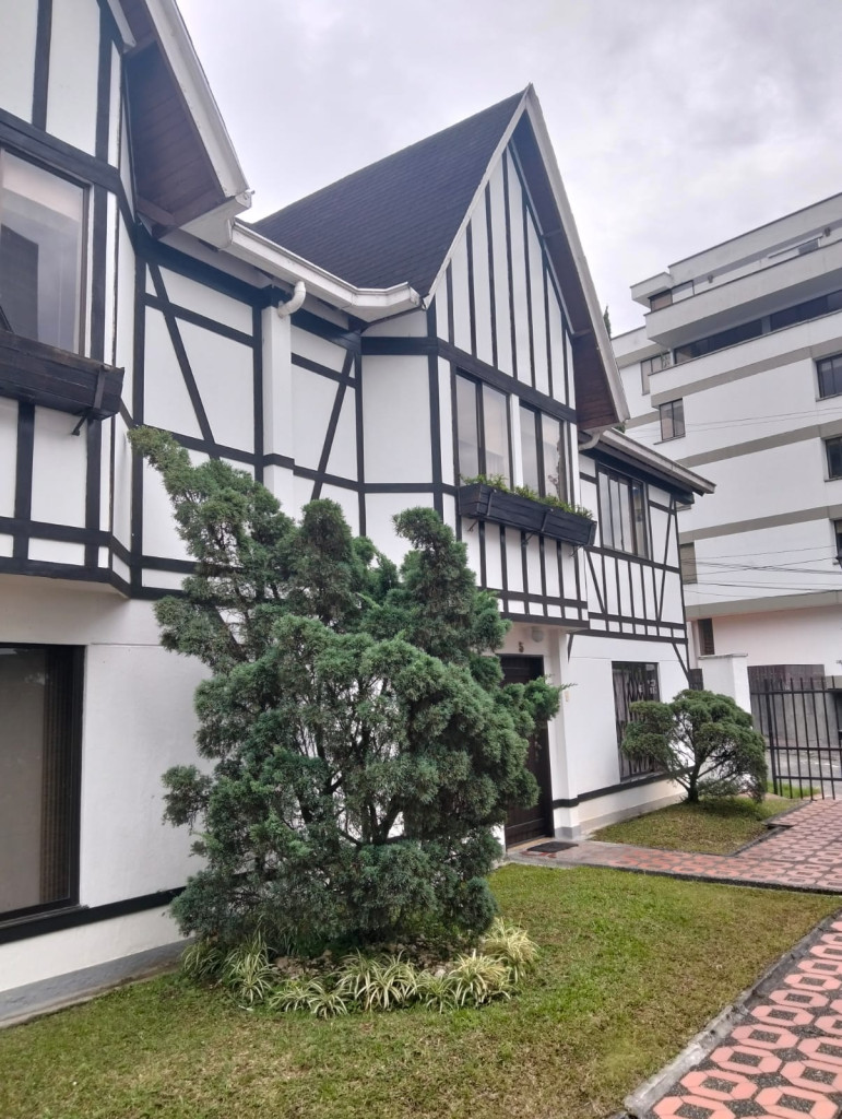 Casa en venta en La Julia, Pereira · foto 2 de 21