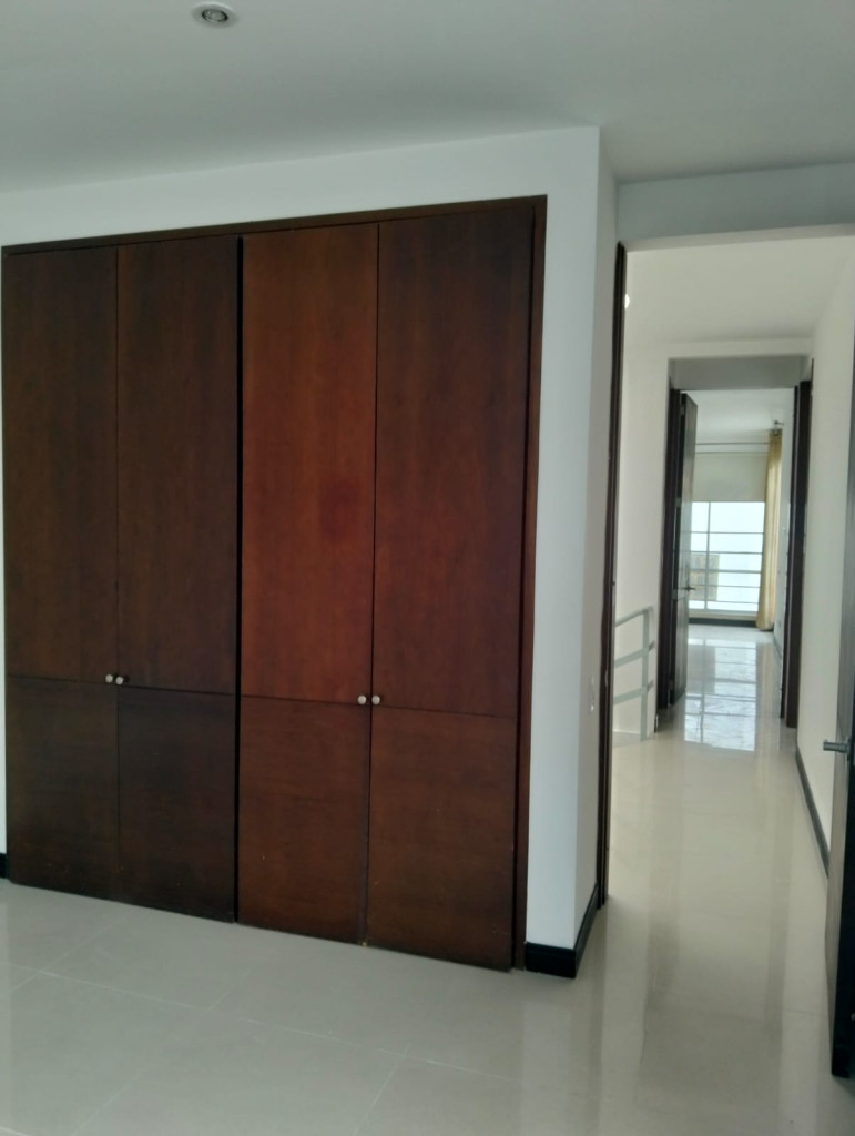 Casa en venta en Sector Plaza De Bolivar, Pereira · foto 6 de 21