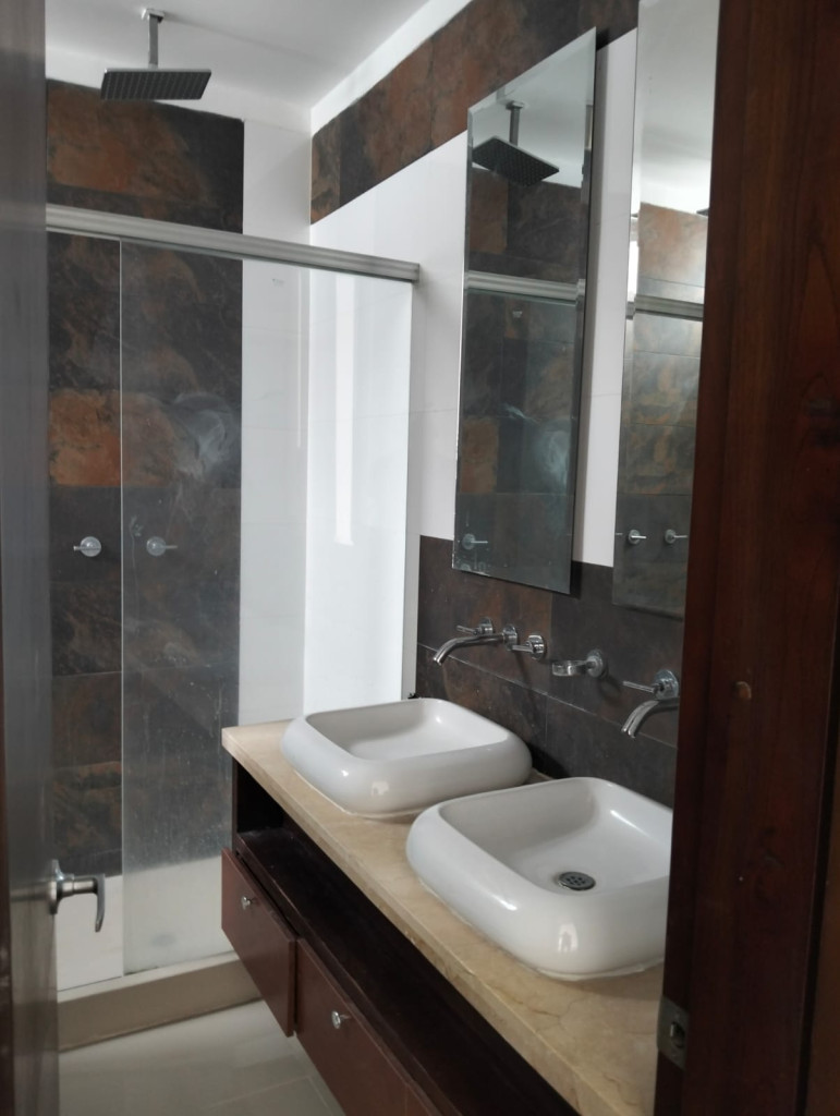 Casa en venta en Sector Plaza De Bolivar, Pereira · foto 16 de 21
