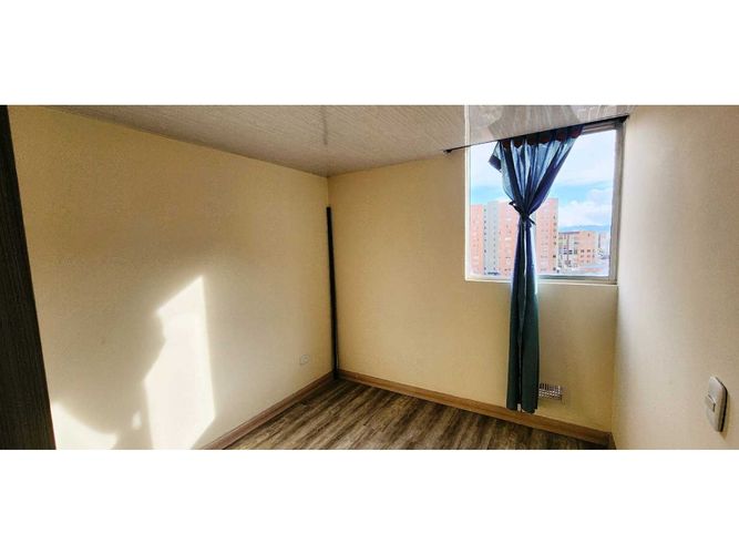Apartamento de 3 alcobas en venta en Conjunto Residencial Solera La Prosperidad, Madrid, 57 m² · foto 5 de 9