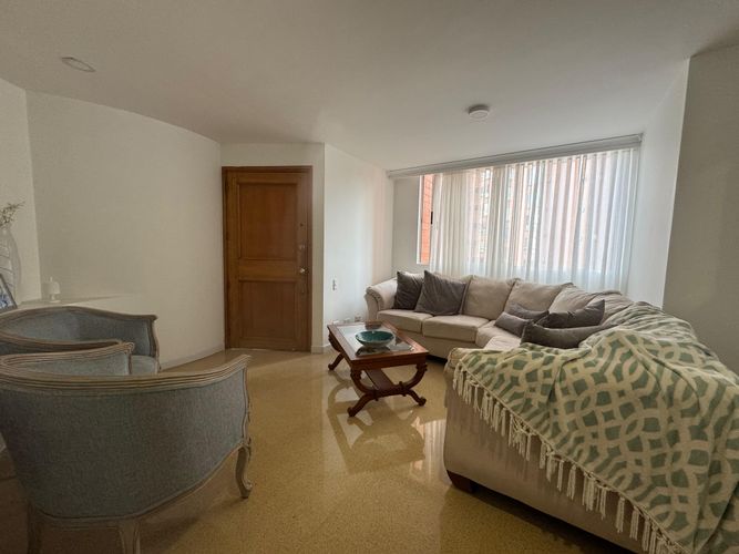 Apartamento de 3 alcobas en venta en La Florida, Medellín, 153 m² · foto 8 de 20