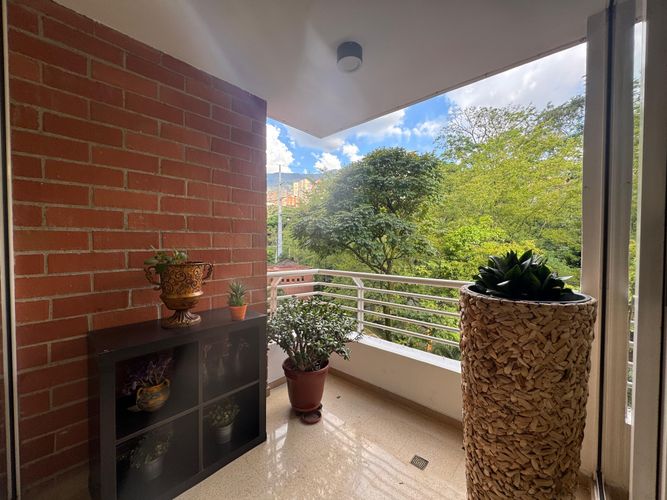 Apartamento de 3 alcobas en venta en La Florida, Medellín, 153 m² · foto 5 de 20