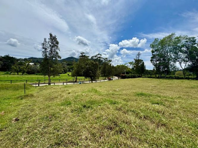 Lote en venta en Cabeceras De Llanogrande, Rionegro, 5413 m² · foto 4 de 13