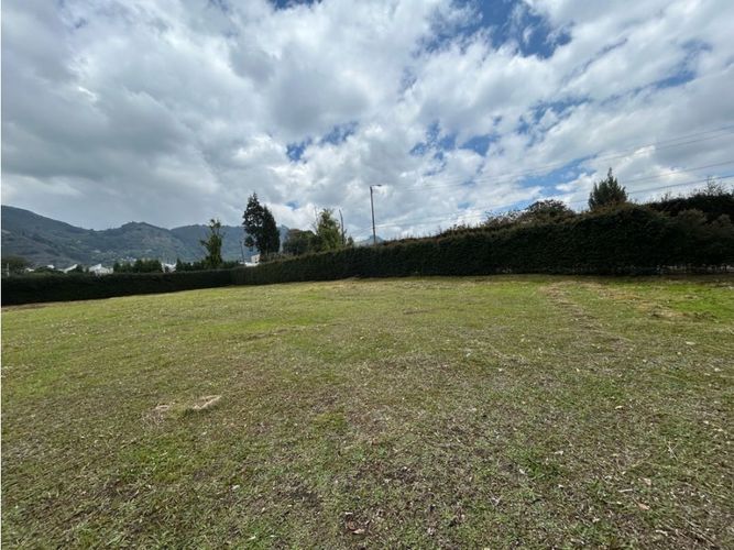 Lote en venta en Fonquetá, Chía, 2773 m² · foto 2 de 9