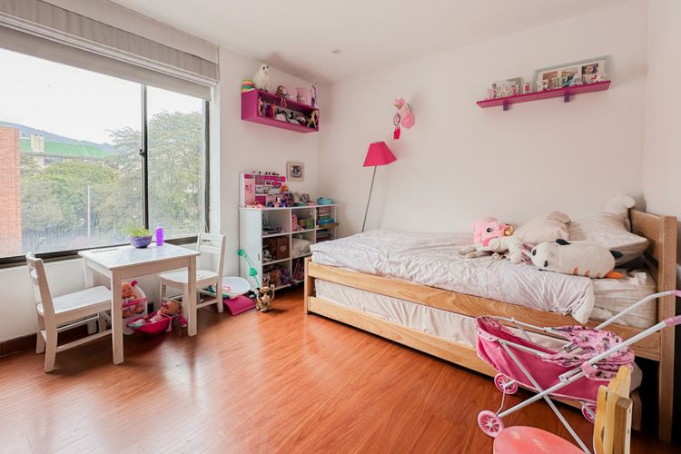 Apartamento de 3 alcobas en venta en Santa Barbara Occidental, Bogotá, 183 m² · foto 15 de 21