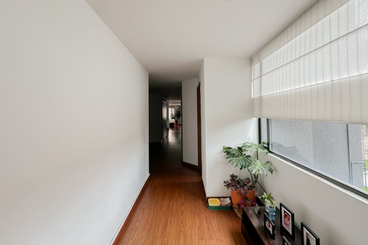 Apartamento de 3 alcobas en venta en Santa Barbara Occidental, Bogotá, 183 m² · foto 19 de 21