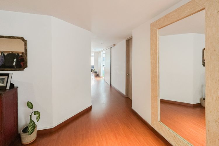 Apartamento de 3 alcobas en venta en Santa Barbara Occidental, Bogotá, 183 m² · foto 20 de 21