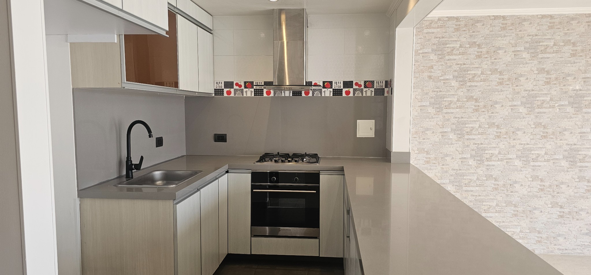 Apartamento en venta en Villa Del Prado, Bogotá · foto 2 de 24