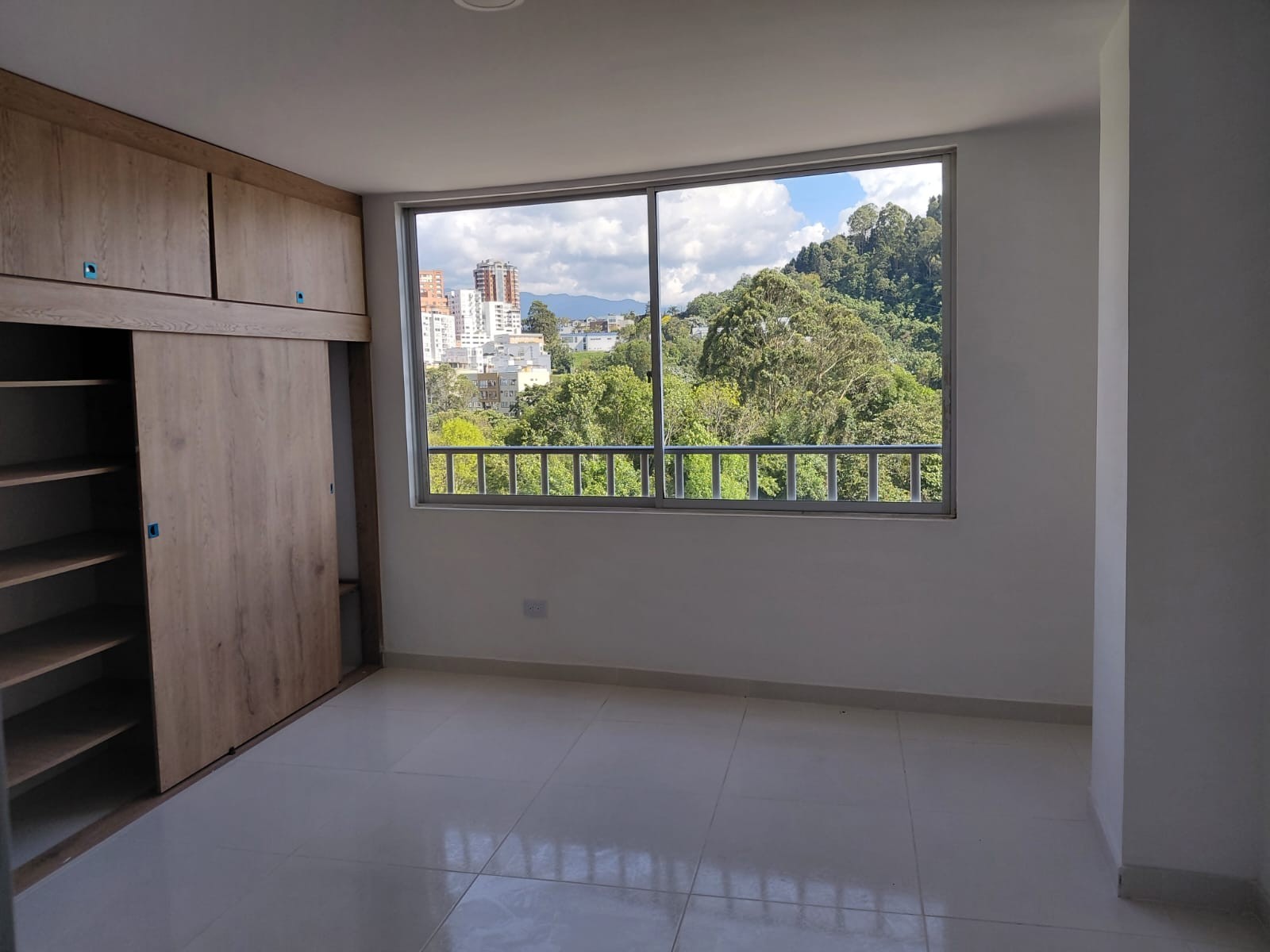 Apartamento en venta en Fatima, Manizales · foto 8 de 13