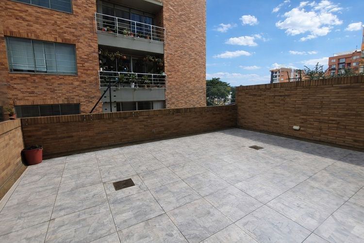 Apartamento de 2 alcobas en venta en Cedritos, Bogotá, 64 m² · foto 7 de 23