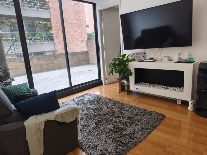 Apartamento de 2 alcobas en venta en Cedritos, Bogotá, 64 m² · foto 3 de 23
