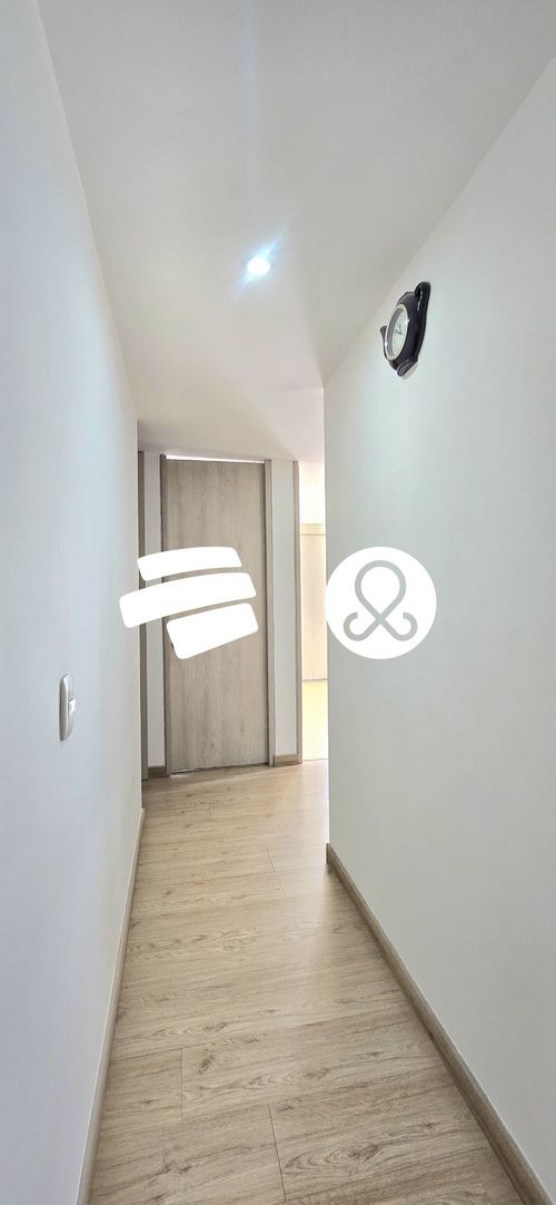 Apartamento de 3 alcobas en venta en Buenos Aires, Bogotá, 77 m² · foto 4 de 22