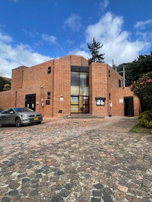 Casa en venta en Belmira, Bogotá · foto 2 de 17
