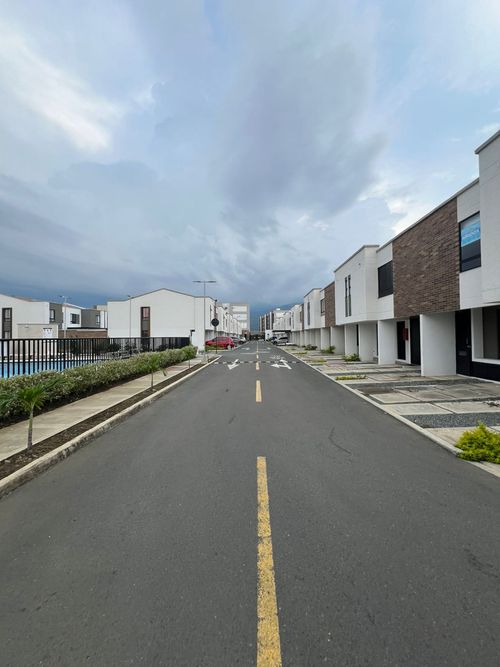 Casa de 3 alcobas en venta en Parque Natura, Jamundí, 240 m² · foto 13 de 18