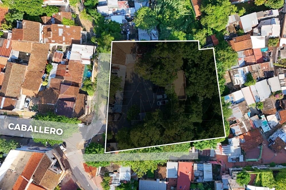 AMPLIO TERRENO CON VISTA A LA COSTANERA DE ASUNCIÓN EN VENTA (2.030 m2) — foto 2