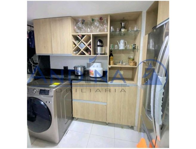 Apartamento de 3 alcobas en venta en Belén, Medellín, 98 m² · foto 7 de 13