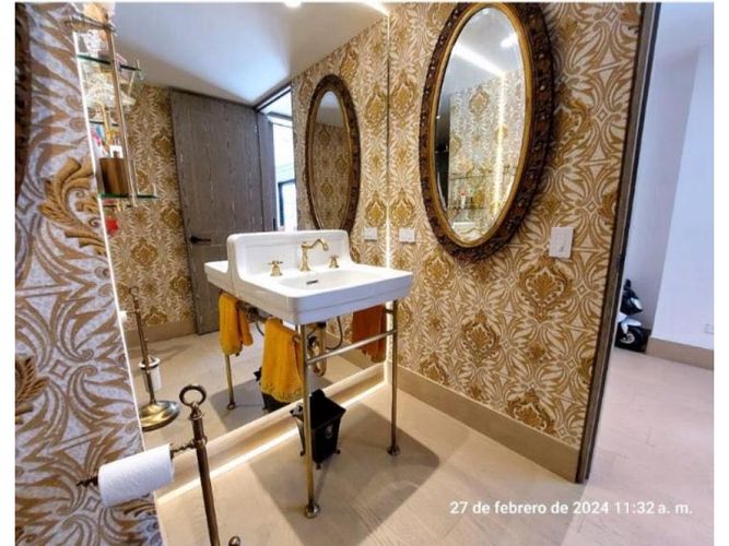 Casa de 4 alcobas en venta en Usaquen, Bogotá, 397 m² · foto 4 de 24