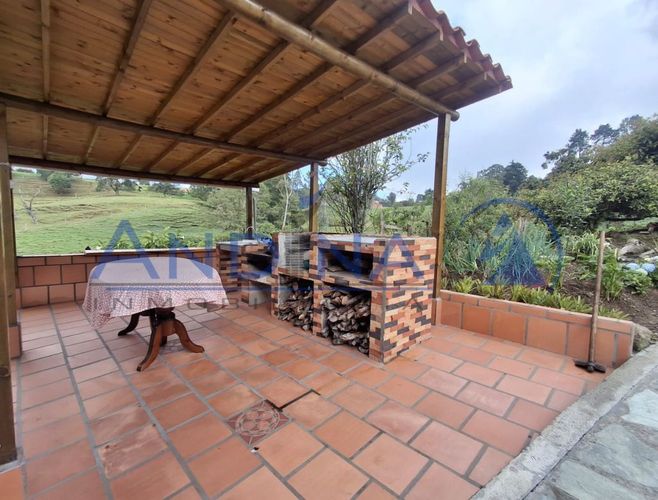Finca en venta en San Felix, Bello, 1800 m² · foto 7 de 18